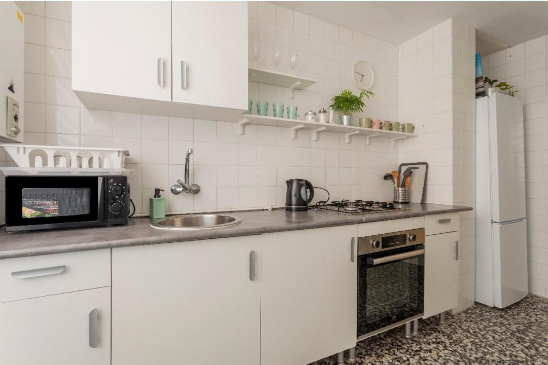 Holiday&Vacations Apartment On The Beach Valenza Esterno foto