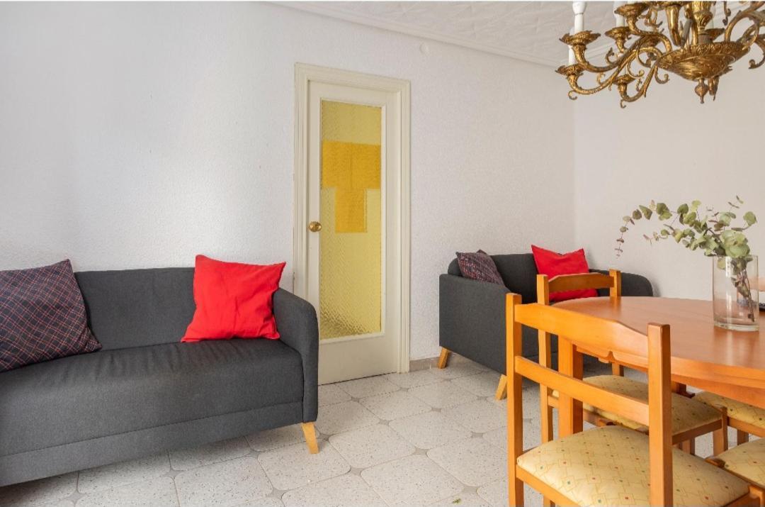 Holiday&Vacations Apartment On The Beach Valenza Esterno foto