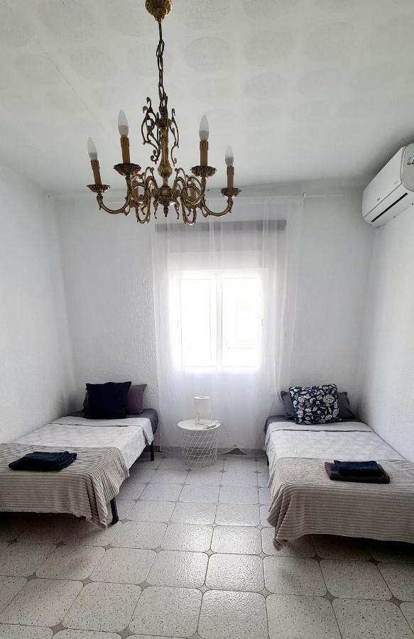 Holiday&Vacations Apartment On The Beach Valenza Esterno foto